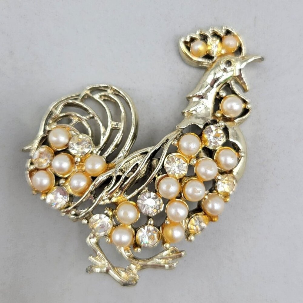 Vintage Rooster Faux Pearl Rhinestone Brooch Gold Tone Pin Costume Jewelry